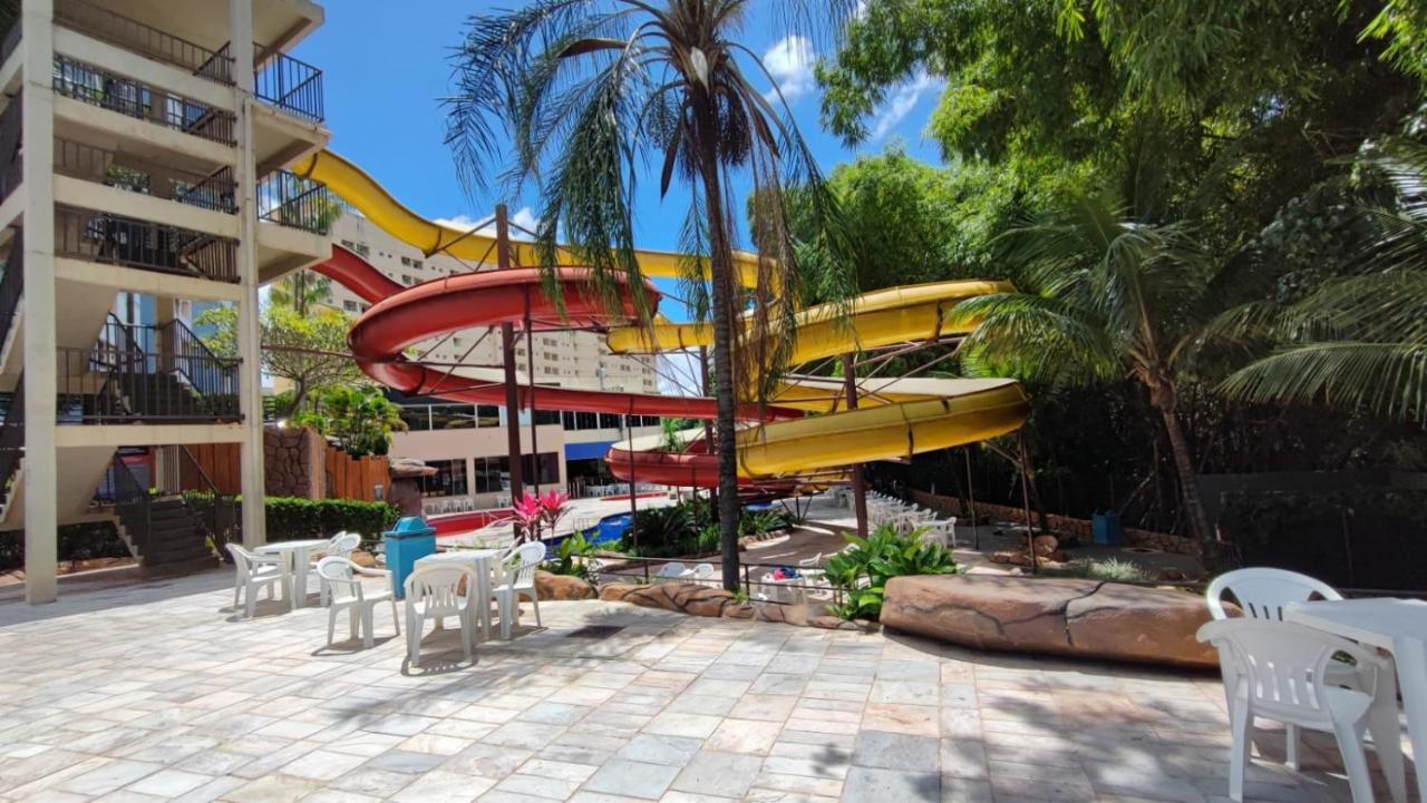 Golden Dolphin Gd - Suite 4 Adultos E 1 Crianca Ate 5 Anos Caldas Novas Exteriér fotografie
