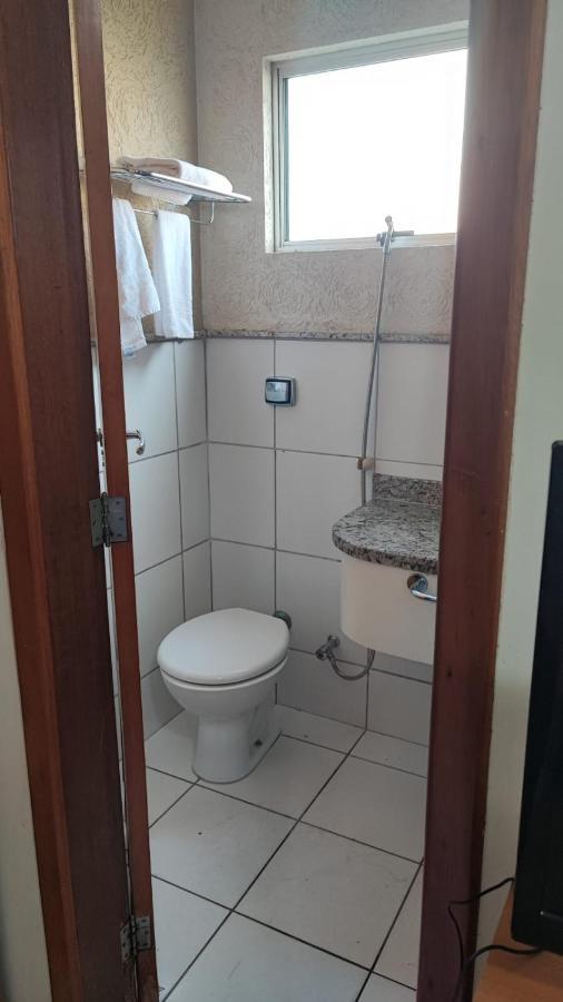 Golden Dolphin Gd - Suite 4 Adultos E 1 Crianca Ate 5 Anos Caldas Novas Exteriér fotografie